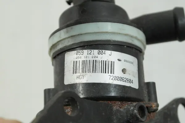 Vattenpump termostat VW Audi Porsche 3.0 TDI 059121004J image 4