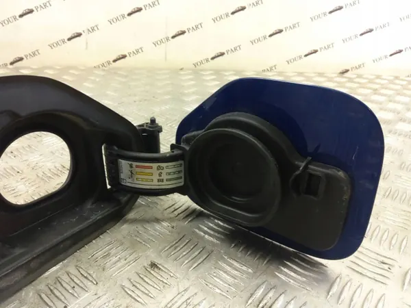 Tapón de combustible OEM 788308895R para Seat Leon IV 2021 image 7