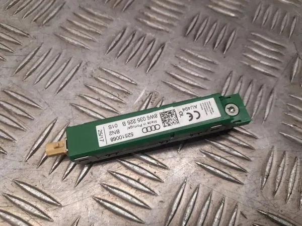 Audi OE 8W6035225B Antennenverstärker - Gebraucht image 2