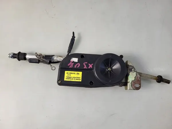 Antenne électrique Jaguar OEM LNA4120AA HAL-2244 image 2