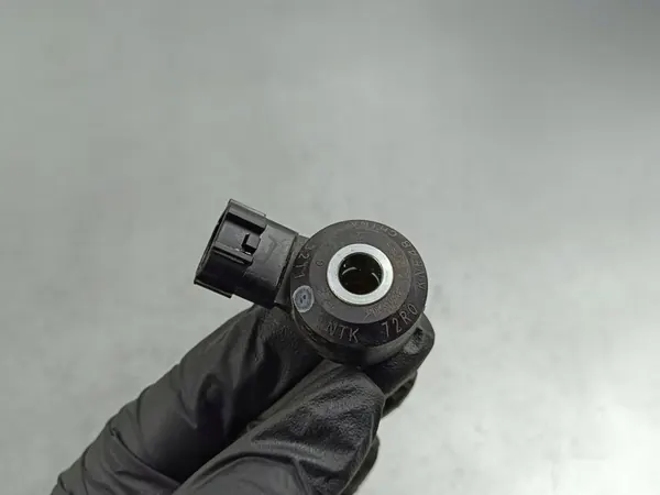 2023 Suzuki SX4 S-Cross Sensor de Batida 72R0KNE48 image 1