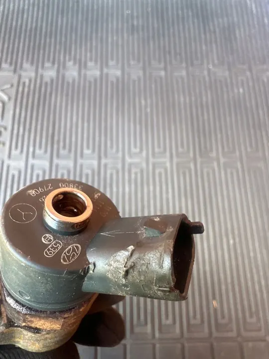 Hyundai OE 0445110126 Inyector Getz image 4