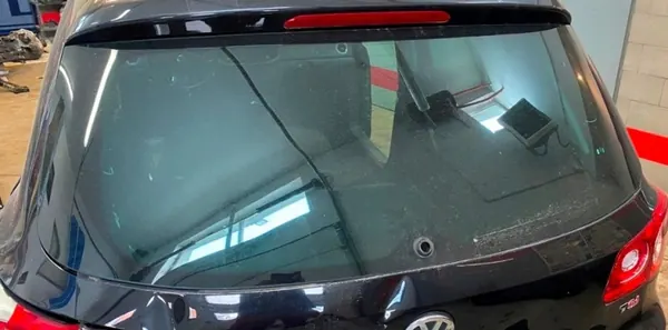 VW Tiguan I 5N Achterruit Klep Groen AS3 image 2