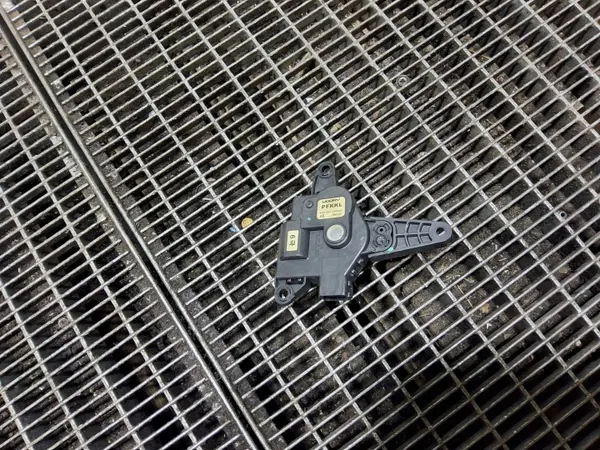 Motor de aquecimento Kia Niro 2022 OEM d267cwfaa01 image 3