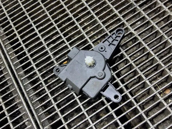 Motor de aquecimento Kia Niro 2022 OEM d267cwfaa01 image 4
