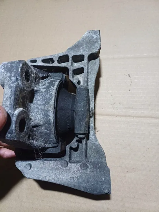 Soporte de motor Ford Focus C-Max Kuga image 3