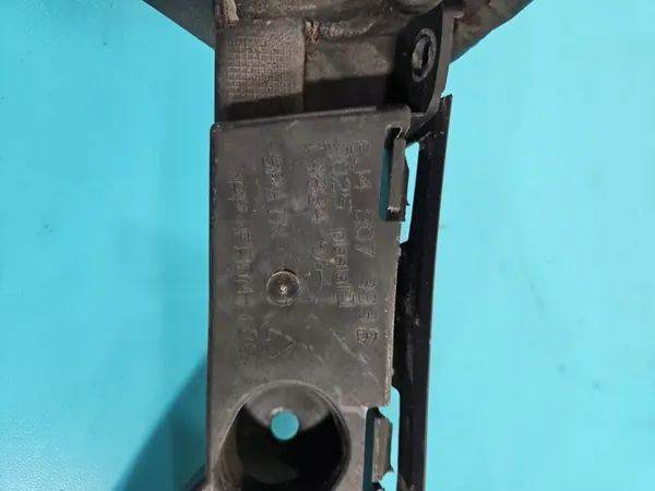 Bakre Stötfångarslider Seat Ibiza 6J 08-17 OE image 10