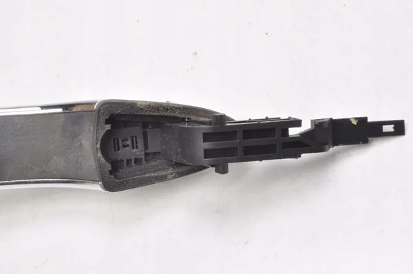 Maserati Ghibli III Rear Right Door Handle image 8