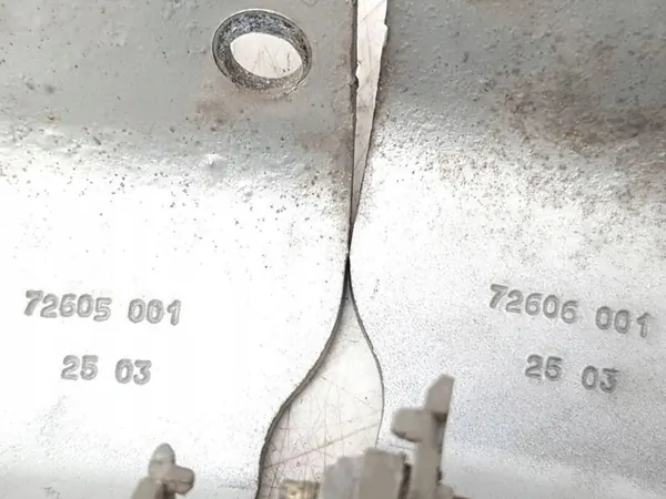 Charnière de hayon CITROËN C3 PLURIEL EZRC image 8