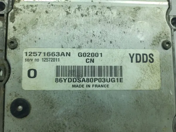 Calculateur Moteur 12571663AN pour Opel Vectra C 2.2 image 3