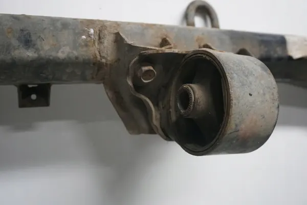 KIA CEED I 2.0CRDI Suspension Beam 624051H020 image 5