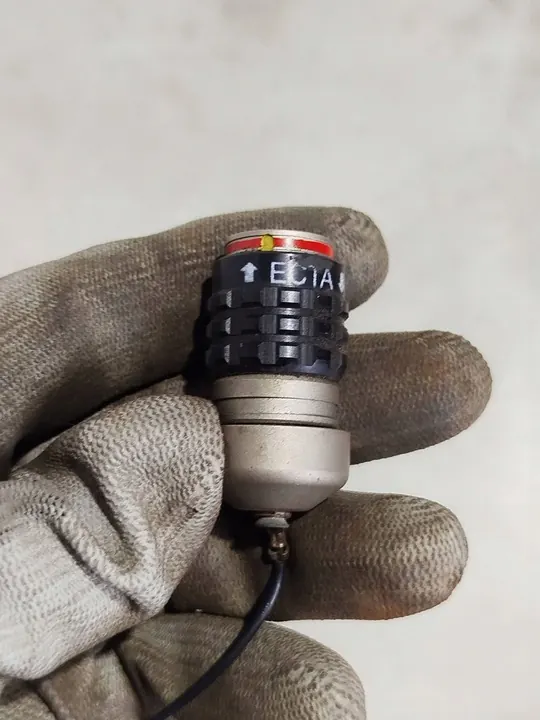 Klema pirotechniczna Volkswagen Touareg II image 2