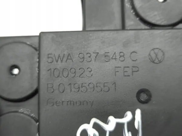 Relé bateria Skoda Octavia Mk4 OEM 5WA937548C image 8
