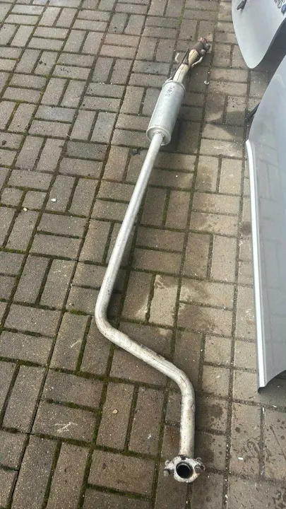 Mittljuddämpare OEM 90.70.420 för Toyota Yaris 1.0 image 3