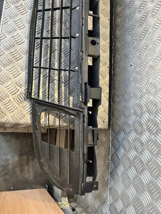 Griglia paraurti anteriore Renault Scenic III 2009-2012 OEM 622545401R image 2