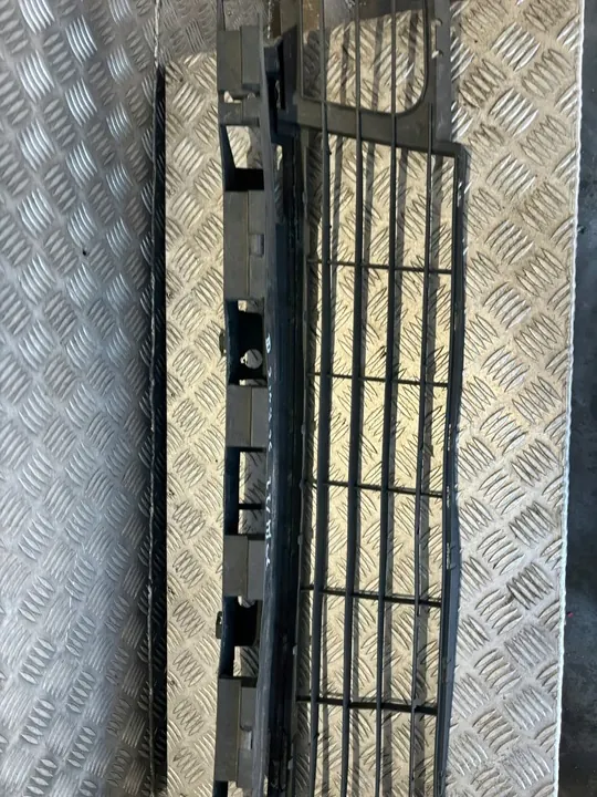 Griglia paraurti anteriore Renault Scenic III 2009-2012 OEM 622545401R image 8