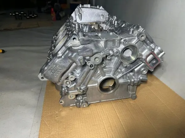 Bloc moteur Audi S6 C7 OEM 079103023AM Occasion image 5