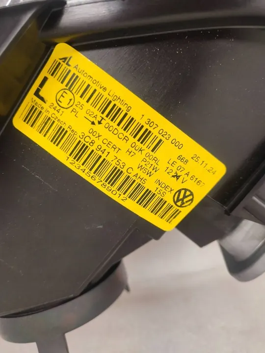 Volkswagen PASSAT CC XENON ETULAMPPU 3C8941753C image 3