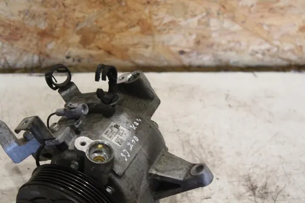 Compressore aria condizionata Subaru Forester IV SJ 2.0R OEM image 3