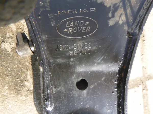 Bras de Suspension Droit OEM J9C3-3A062-AC Range Rover image 4