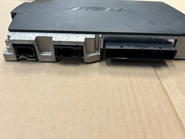 Bose versterker OEM 4G0035223C voor Audi A6 C7 image 3