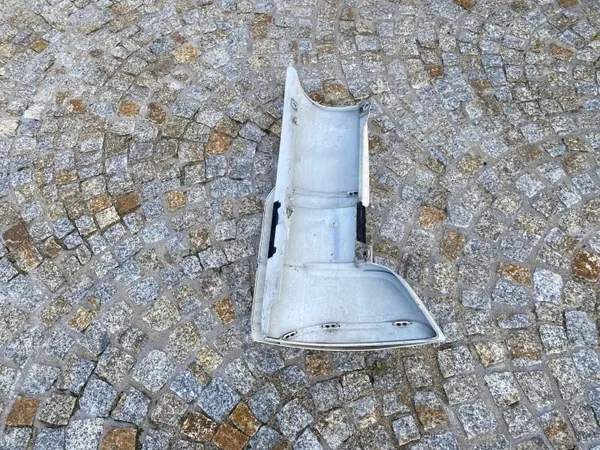 Spoiler canto cabina Mercedes Actros MP2 943 OEM 9438840023 image 9