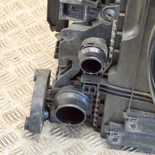 Pièce Refroidissement Volvo OEM P31657361 - Occasion image 3