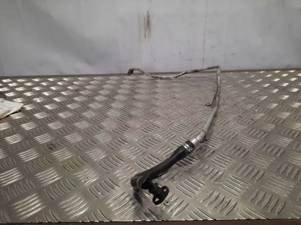 Manguera de servofreno Porsche Cayenne OEM 94810726060 image 3