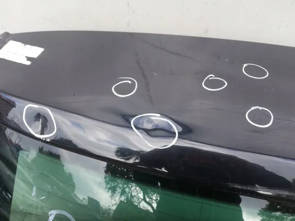 Volkswagen Tiguan Takaluukku LC9Z image 2