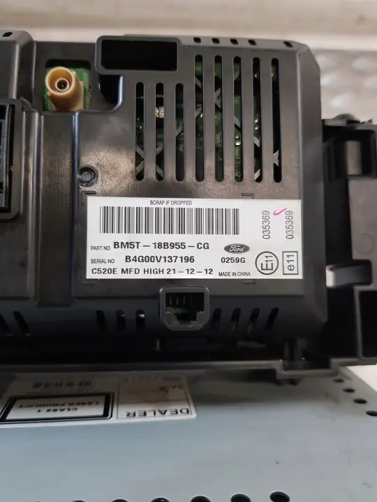 Radio CD Ford OEM BM5T-18C815-RL avec écran image 4