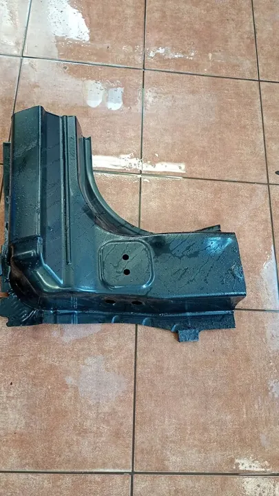 Mazda 3 III BM 13-18 Bas de caisse droit C504 image 3