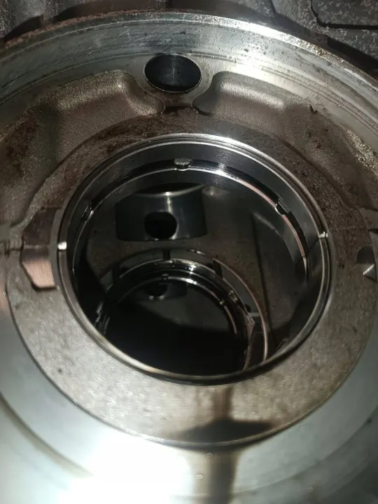 Begagnad Volvo Motorblock D5204T6 för V40 II 2.0 D image 10