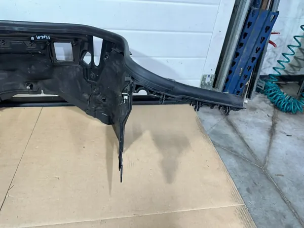 Mampara Mercedes W213 OEM 2536207600 Usado image 6