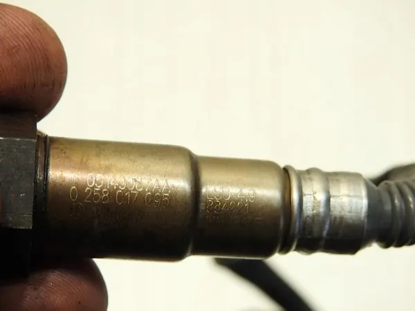 Sensor Lambda Chrysler 300C 3.0 CRD V6 05149087AA image 6