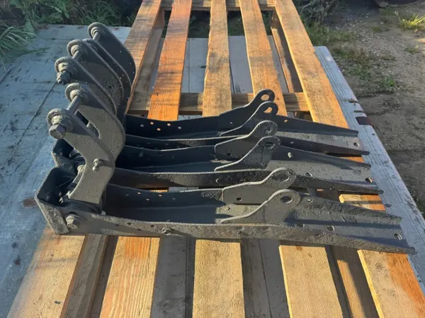 Support de cabine Mercedes-Benz OE pour Iveco Stralis image 2