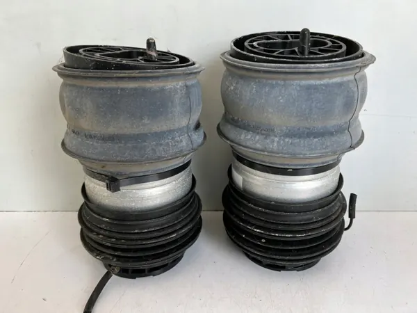 Jaguar XF II X260 Taka-ilmajousi OEM JX63-5587-AD image 2