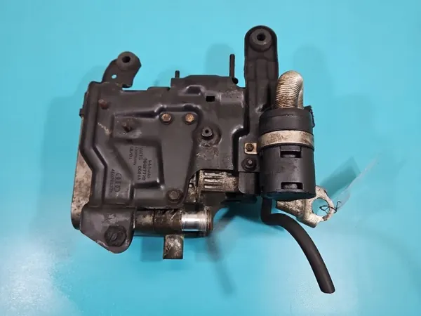 Webasto hulpverwarming OEM 4E0815069E Audi A8 D3 image 10