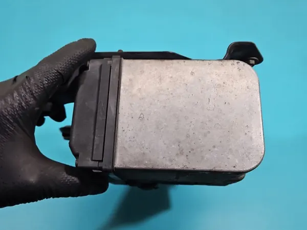 Webasto hulpverwarming OEM 4E0815069E Audi A8 D3 image 9