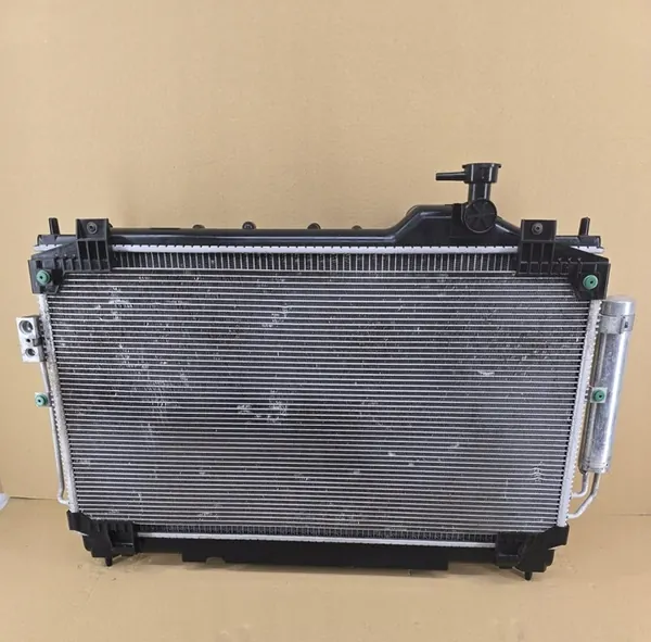 Conjunto de radiadores Mitsubishi Eclipse Cross 17-20 MITS137 image 2