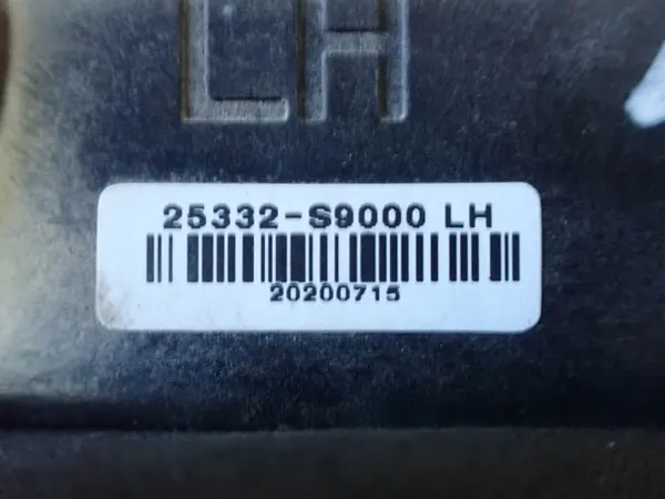 Övre Vänster Kylarfäste OEM 25332-S9000 Kia image 3