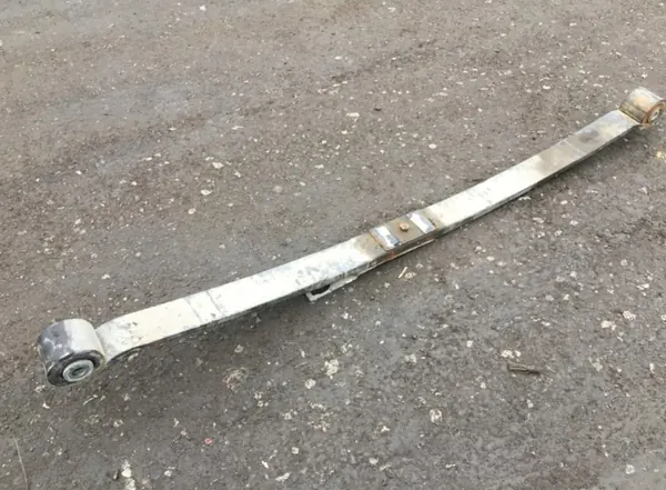 Blattfeder vorne rechts OEM A9603204602 - Gebraucht image 2