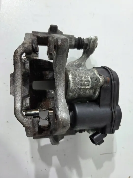 Pinça de travão elétrica OEM F391 traseira direita image 4