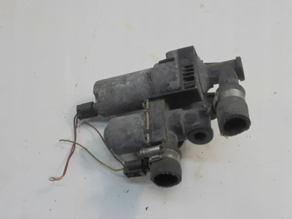 Válvula de Agua OEM 8369807 para BMW E46 E83 Z3 image 2