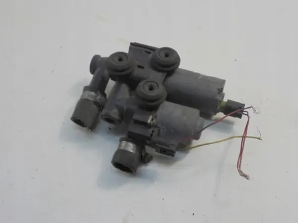 Válvula de Agua OEM 8369807 para BMW E46 E83 Z3 image 4