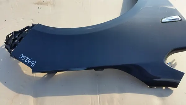 Parafango Anteriore Destro Opel Astra J OEM 13390003 image 6