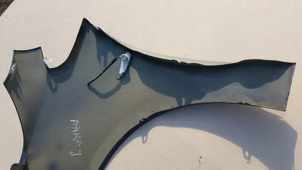 Parafango Anteriore Destro Opel Astra J OEM 13390003 image 8