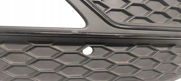 Tapa de rejilla derecha Audi A3 8V S-Line 12-16 OEM 8V3807682K image 2