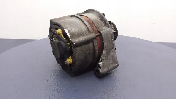 MERCEDES W124 2.5D Vaihtovirtageneraattori 0120489331 image 4