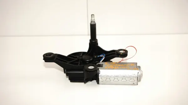 OEM 360166916 Takaikkunanpyyhinmoottori Lancia Ypsilon III image 4
