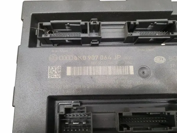 Módulo Confort Audi Q5 OEM 8K0907064JP - Usado image 4